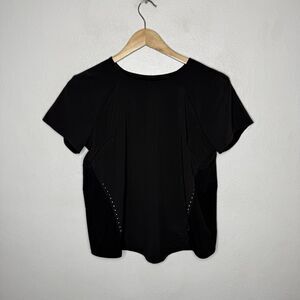 lululemon athletica Black Short Sleeve Tee